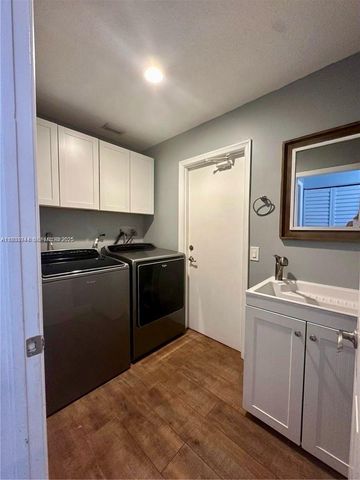 388 Carrington Dr 0, Weston, FL 33326