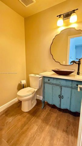 388 Carrington Dr 0, Weston, FL 33326