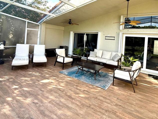 388 Carrington Dr 0, Weston, FL 33326