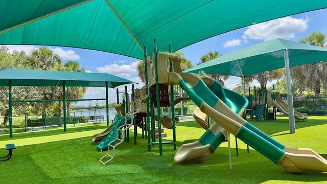 388 Carrington Dr 0, Weston, FL 33326