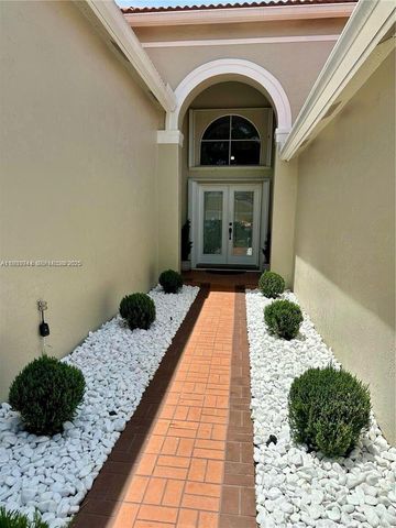 388 Carrington Dr 0, Weston, FL 33326