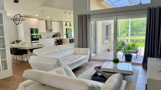 388 Carrington Dr 0, Weston, FL 33326