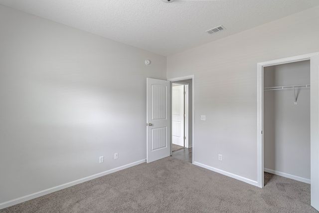 253 Brightleaf Circle, Hinesville, GA 31313