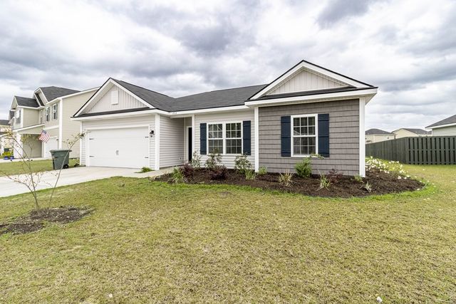 253 Brightleaf Circle, Hinesville, GA 31313