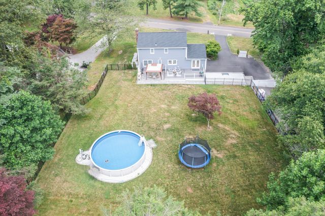 11 Sagamore Drive, Seymour, CT 06483
