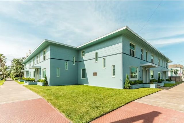 2416 Bernardo De Galvez Unit A, Galveston, TX 77550