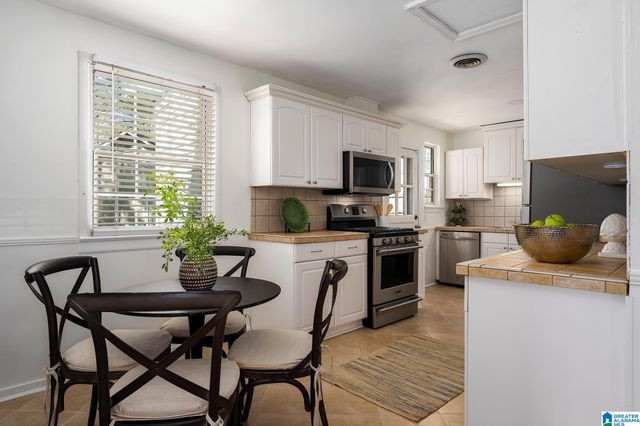 612 STRATHMORE ROAD, Birmingham, AL 35213