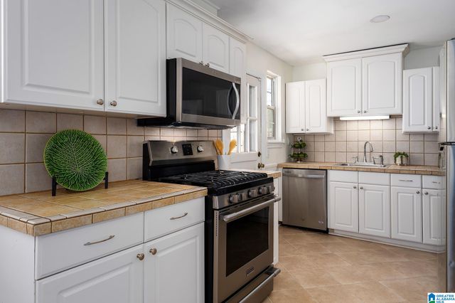 612 STRATHMORE ROAD, Birmingham, AL 35213