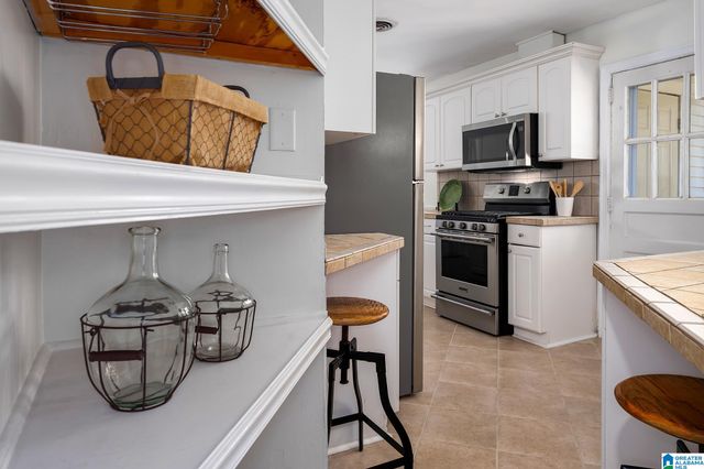 612 STRATHMORE ROAD, Birmingham, AL 35213