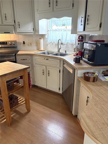 29129 JOHNSTON ROAD 2547, Dade City, FL 33523