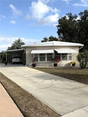 29129 JOHNSTON ROAD 2547, Dade City, FL 33523