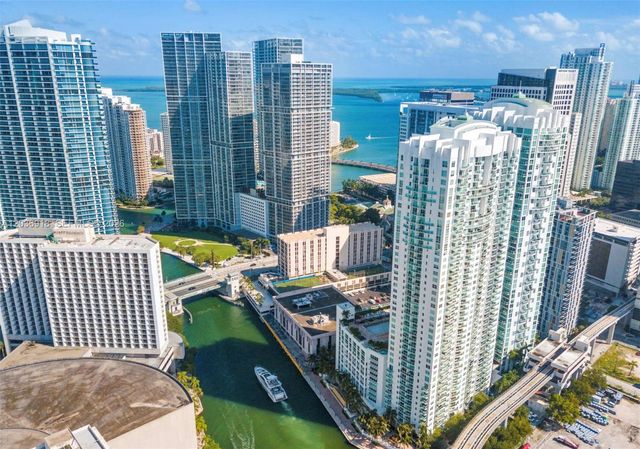 31 SE 5th Street 3812, Miami, FL 33131