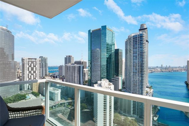 31 SE 5th Street 3812, Miami, FL 33131