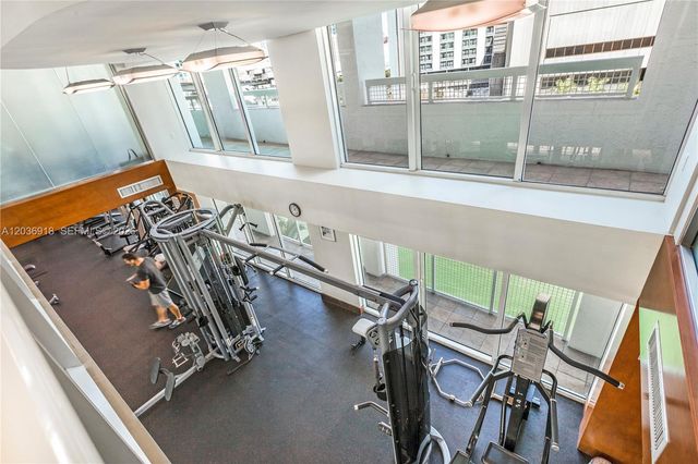31 SE 5th Street 3812, Miami, FL 33131