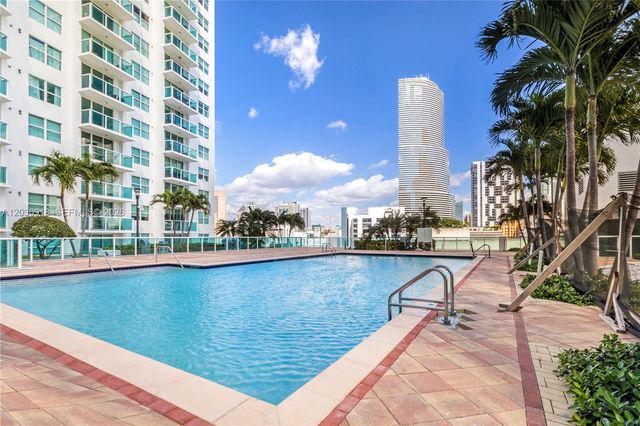 31 SE 5th Street 3812, Miami, FL 33131
