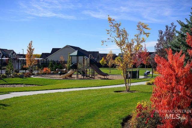 5845 S Sublimity Avenue, Meridian, ID 83642