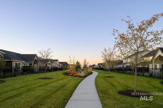 5845 S Sublimity Avenue, Meridian, ID 83642