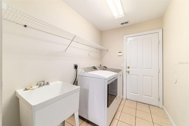 9611 SW 45TH AVENUE, Ocala, FL 34476