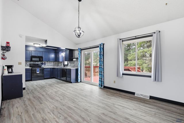 3413 MONARCH CT, Rapid City, SD 57702