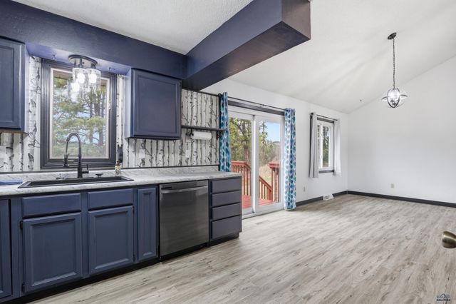 3413 MONARCH CT, Rapid City, SD 57702