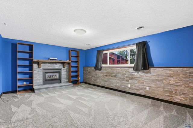 3413 MONARCH CT, Rapid City, SD 57702