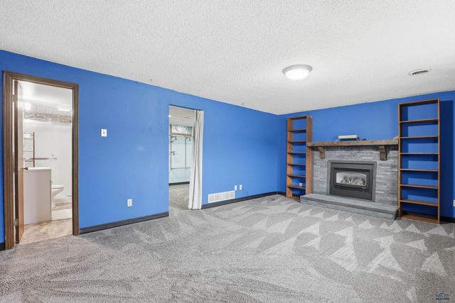 3413 MONARCH CT, Rapid City, SD 57702