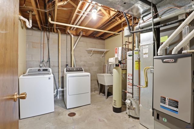 3413 MONARCH CT, Rapid City, SD 57702