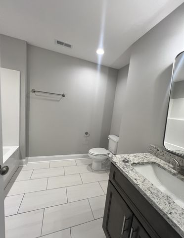 568 Hiwassee Rd, Lebanon, TN 37087