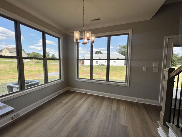 568 Hiwassee Rd, Lebanon, TN 37087