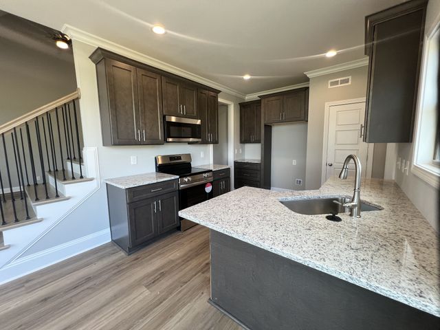 568 Hiwassee Rd, Lebanon, TN 37087