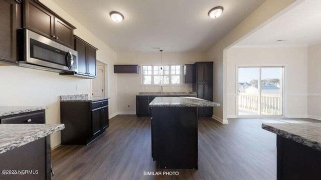 409 Royal Shore Lane, Holly Ridge, NC 28445