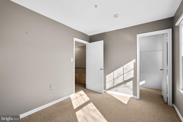 802 HR DR SE, Washington, DC 20032