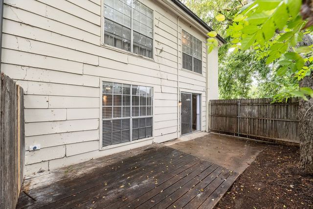4901 Bryce Avenue 9, Fort Worth, TX 76107