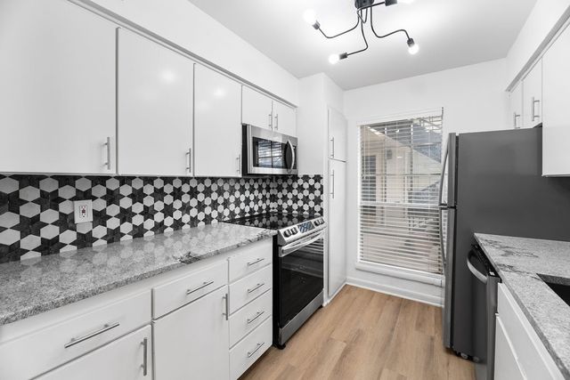 4901 Bryce Avenue 9, Fort Worth, TX 76107