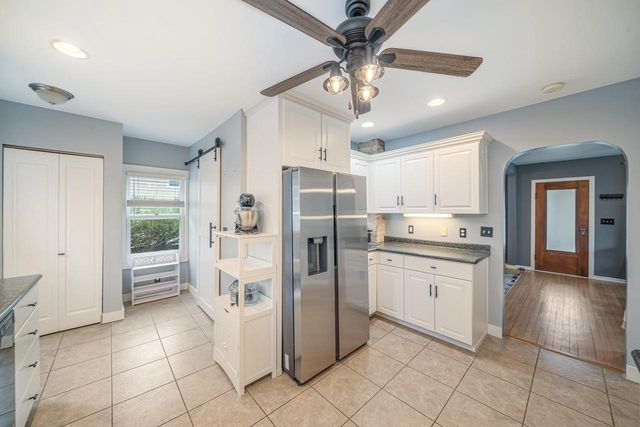 715 N HARRIMAN STREET, Appleton, WI 54911