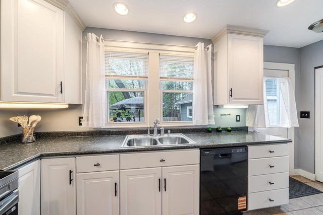 715 N HARRIMAN STREET, Appleton, WI 54911