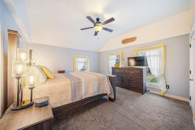 715 N HARRIMAN STREET, Appleton, WI 54911