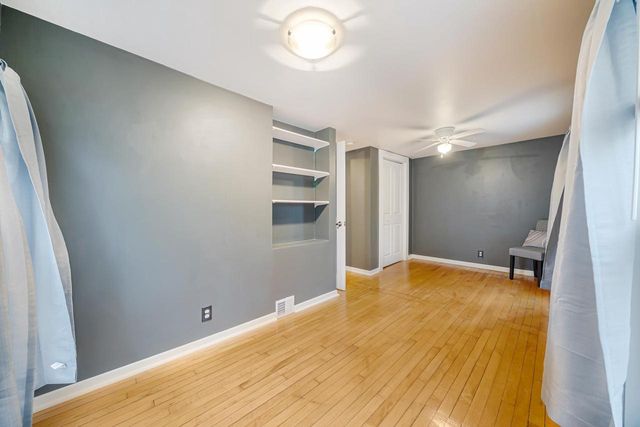 715 N HARRIMAN STREET, Appleton, WI 54911