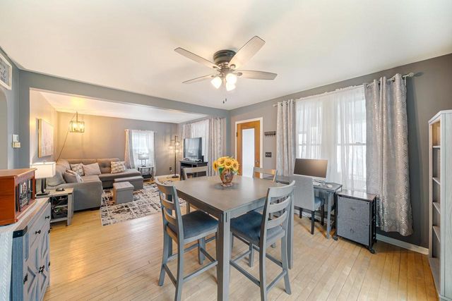 715 N HARRIMAN STREET, Appleton, WI 54911