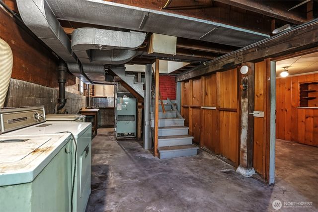 8552 31st Avenue NW, Seattle, WA 98117