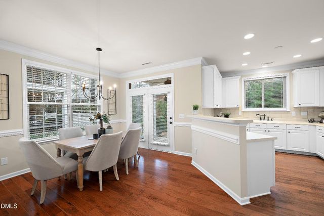 210 Lone Star Way, Cary, NC 27519