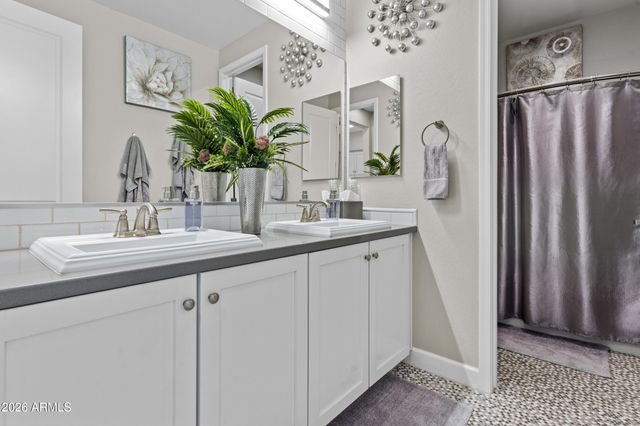 10134 W CASHMAN Drive, Peoria, AZ 85383