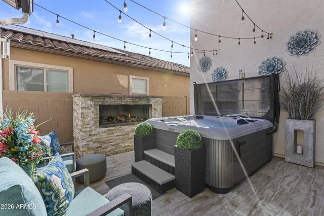 10134 W CASHMAN Drive, Peoria, AZ 85383