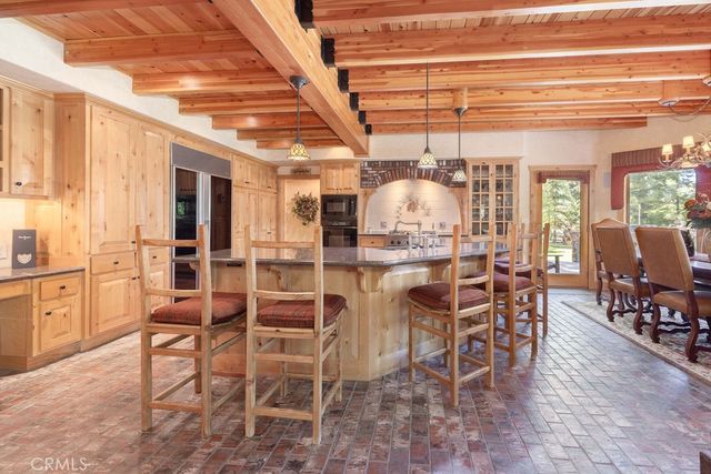 41470 Stonebridge Road, Big Bear Lake, CA 92315