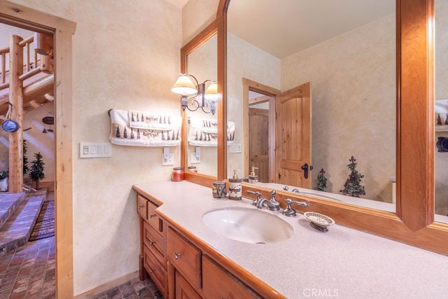 41470 Stonebridge Road, Big Bear Lake, CA 92315