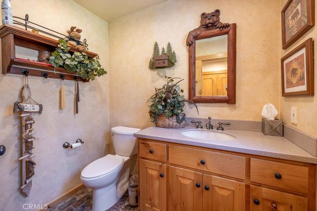 41470 Stonebridge Road, Big Bear Lake, CA 92315
