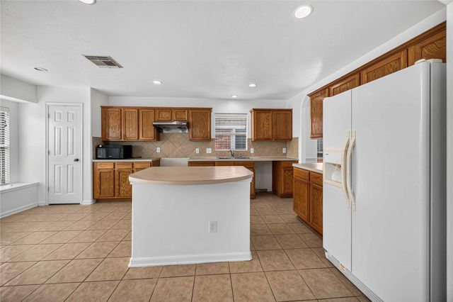 12807 Canyon Echo Drive, Houston, TX 77065