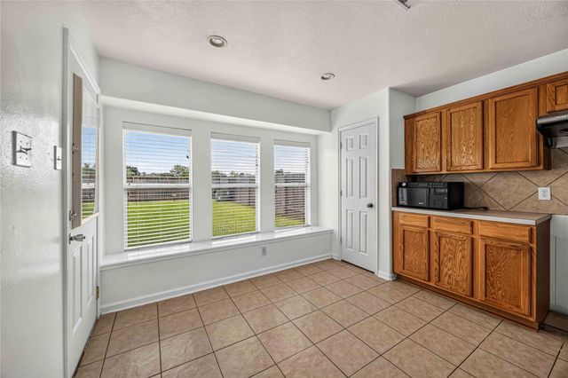 12807 Canyon Echo Drive, Houston, TX 77065