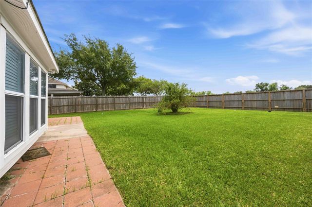 12807 Canyon Echo Drive, Houston, TX 77065