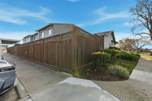 1905 Monterey Drive, Livermore, CA 94551